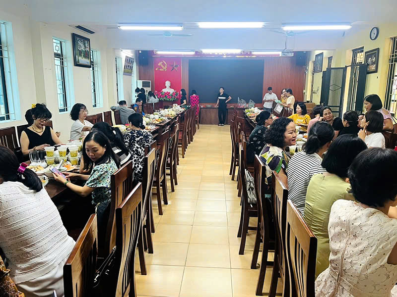 Buffet tận nơi ở Định Công