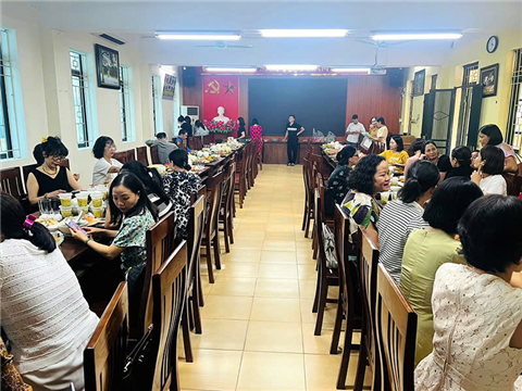 Ảnh Buffet tận nơi ở Định Công