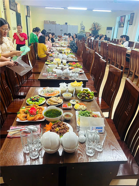 Ảnh Đặt cỗ noel ở Định Công