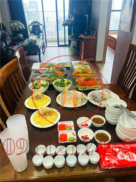 Ảnh Đặt cỗ giỗ ở Giáp Bát